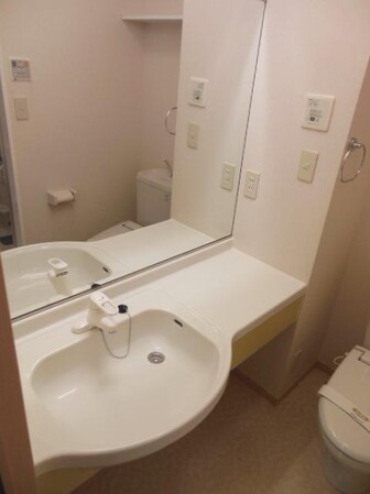 ボーヌファムIIIの物件内観写真